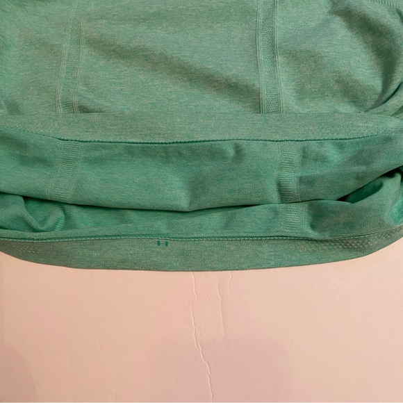 ATHLETA TOP 1/4 1/3 ZIP LONG SLEEVE PALE GREEN ACTIVE STRETCH HIGH NECK SIZE M - Picture 9 of 10